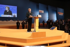 CDU Bundesparteitag 2014 Mehr Raum für den richtungsweisenden Dialog Rednerpodest Bühnenbau Angela Merkel