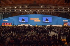 CDU Bundesparteitag 2015 Die CDU Parteitage - mehr Raum für den Richtungsweisenden Dialog Für Deutschland und Europa Angela Merkel Tribüne Karlsruhe