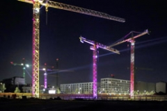 Europa City Wasserstadt Mitte Eröffnungsfeier mit Berlin leuchtet Stadtteil im Rampenlicht Beleuchtete Kräne