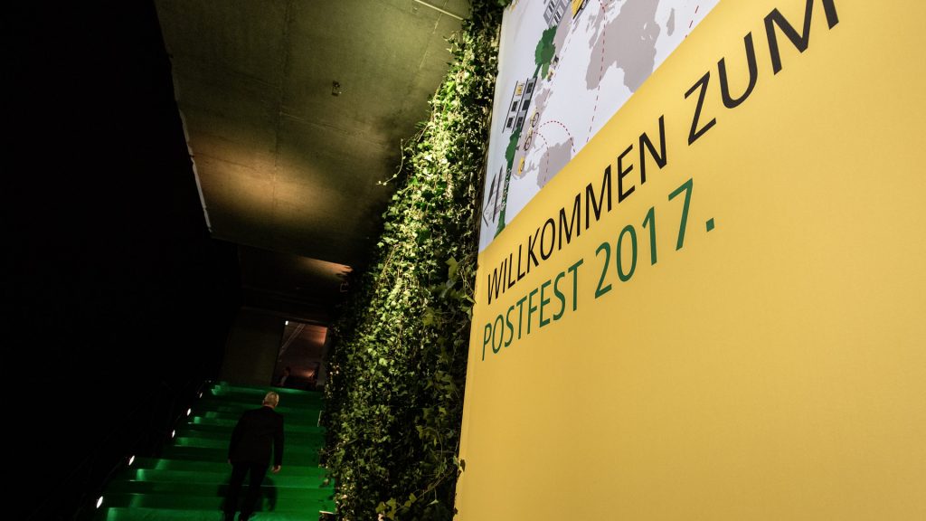 Deutsche Post DPDHL Group Postfest 2017 Go Green Grüne Logistik – natürlich besser Herzlich Willkommen