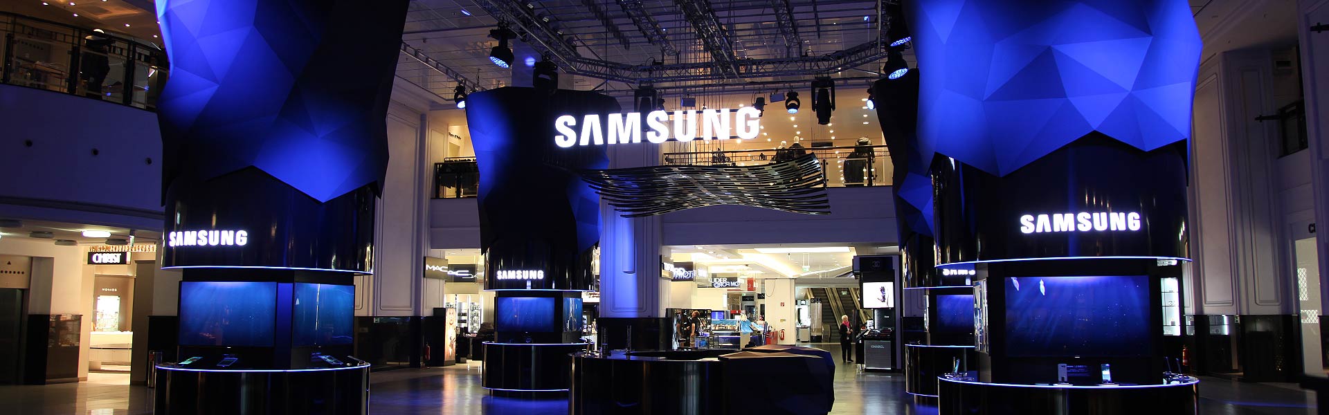 Samsung IFA KaDeWe 2015 Innovating Evolution Next is Now Schaufenster Atrium VIP Dinner Inner Circle Event